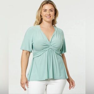 NWT Kiyonna Abby Twist Top, 0X, Sage Light Mint Green